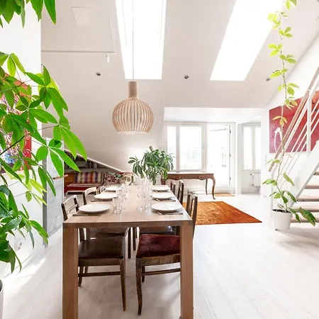 公寓 Poista 2ndhomes Deluxe 2br Penthouse With Rooftop Terrace & Sauna In Center