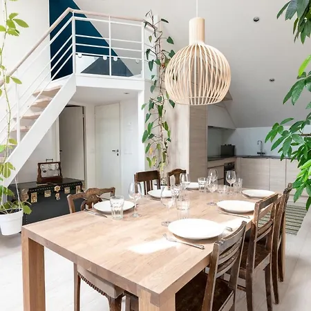 Poista 2ndhomes Deluxe 2br Penthouse With Rooftop Terrace & Sauna In Center *