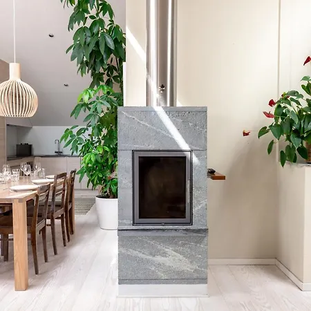 Poista 2ndhomes Deluxe 2br Penthouse With Rooftop Terrace & Sauna In Center شقة