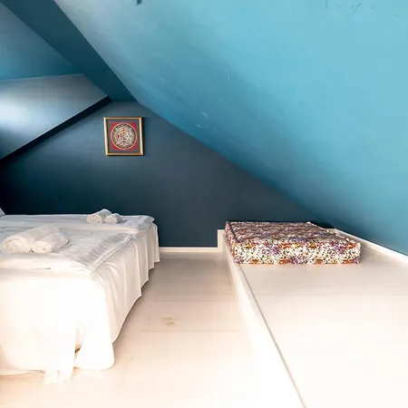 公寓 Poista 2ndhomes Deluxe 2br Penthouse With Rooftop Terrace & Sauna In Center *